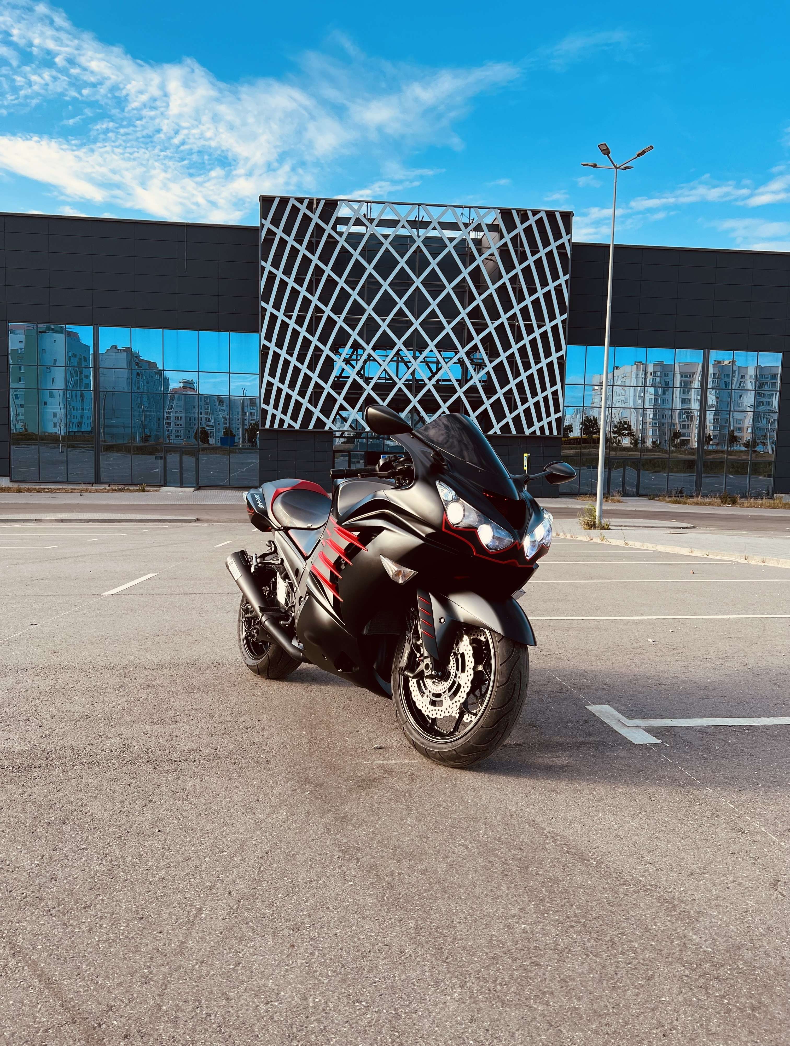 Купить мотоцикл Kawasaki ZXR в Беларуси в кредит - цены, характеристики, фото. в Беларуси в кредит