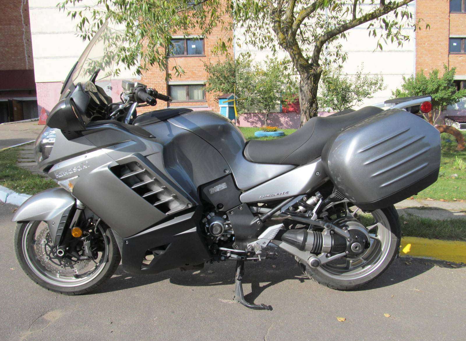 Купить мотоцикл Kawasaki Concours в Беларуси в кредит - цены, характеристики, фото. в Беларуси в кредит